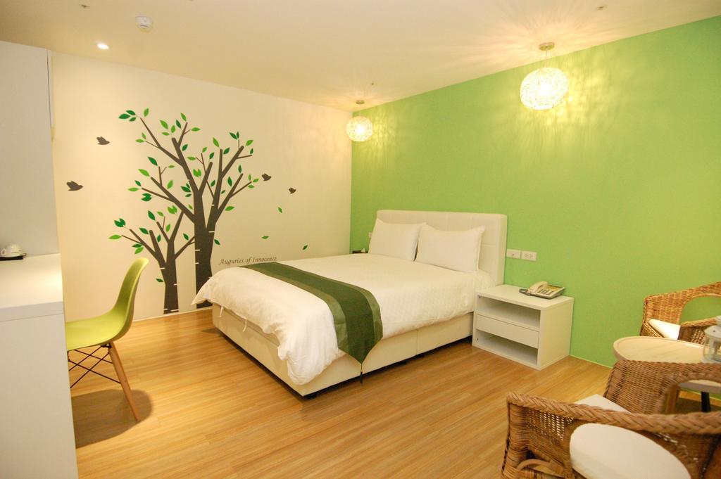 לודונג Season 5 Inn מראה חיצוני תמונה