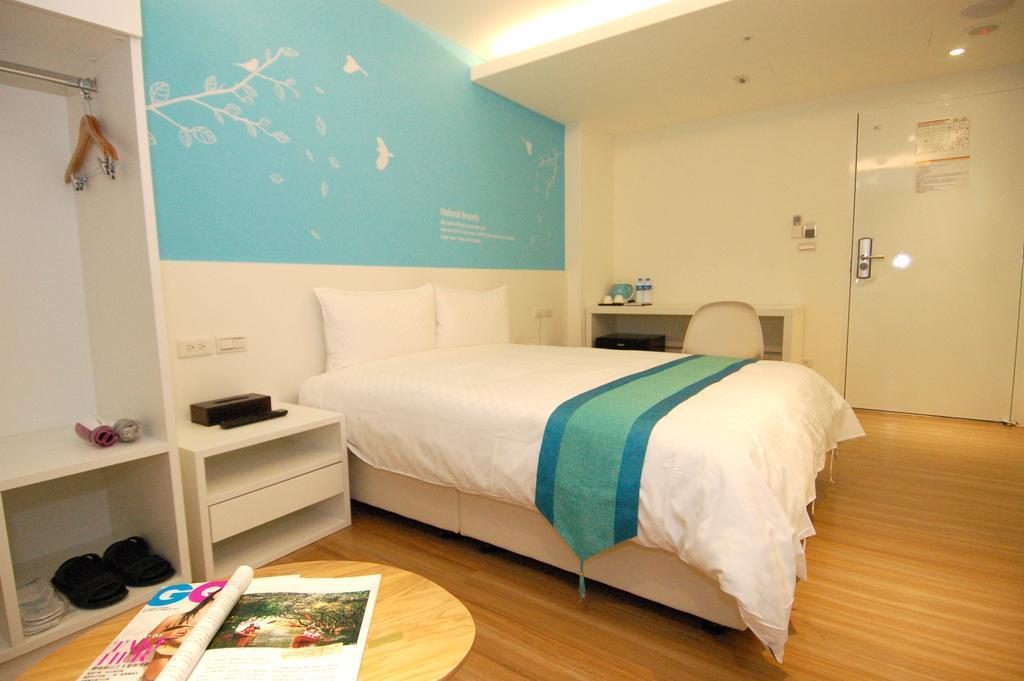 לודונג Season 5 Inn חדר תמונה