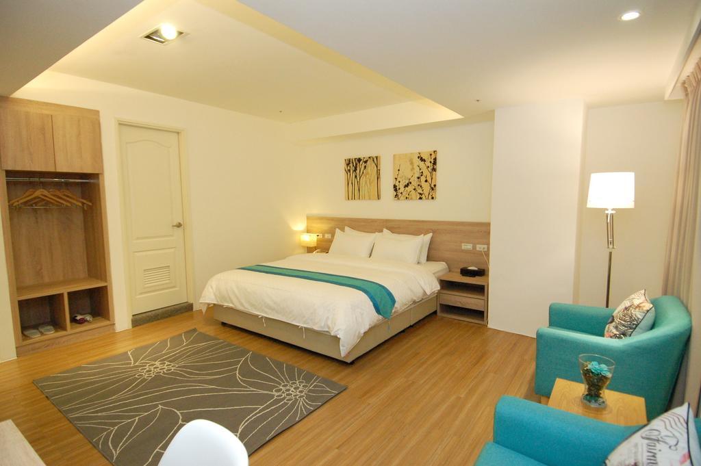 לודונג Season 5 Inn מראה חיצוני תמונה
