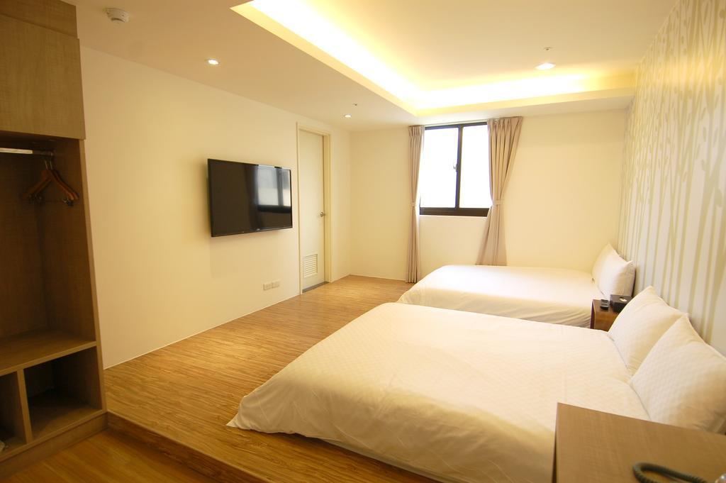 לודונג Season 5 Inn מראה חיצוני תמונה