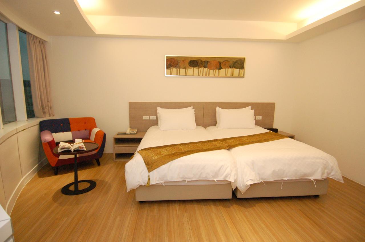 לודונג Season 5 Inn מראה חיצוני תמונה